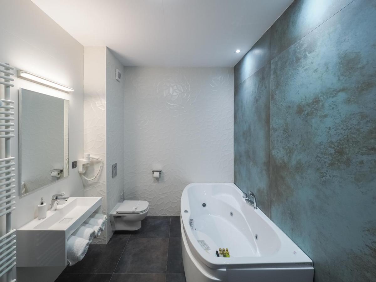 Hotel Anastasia Сибиу Екстериор снимка