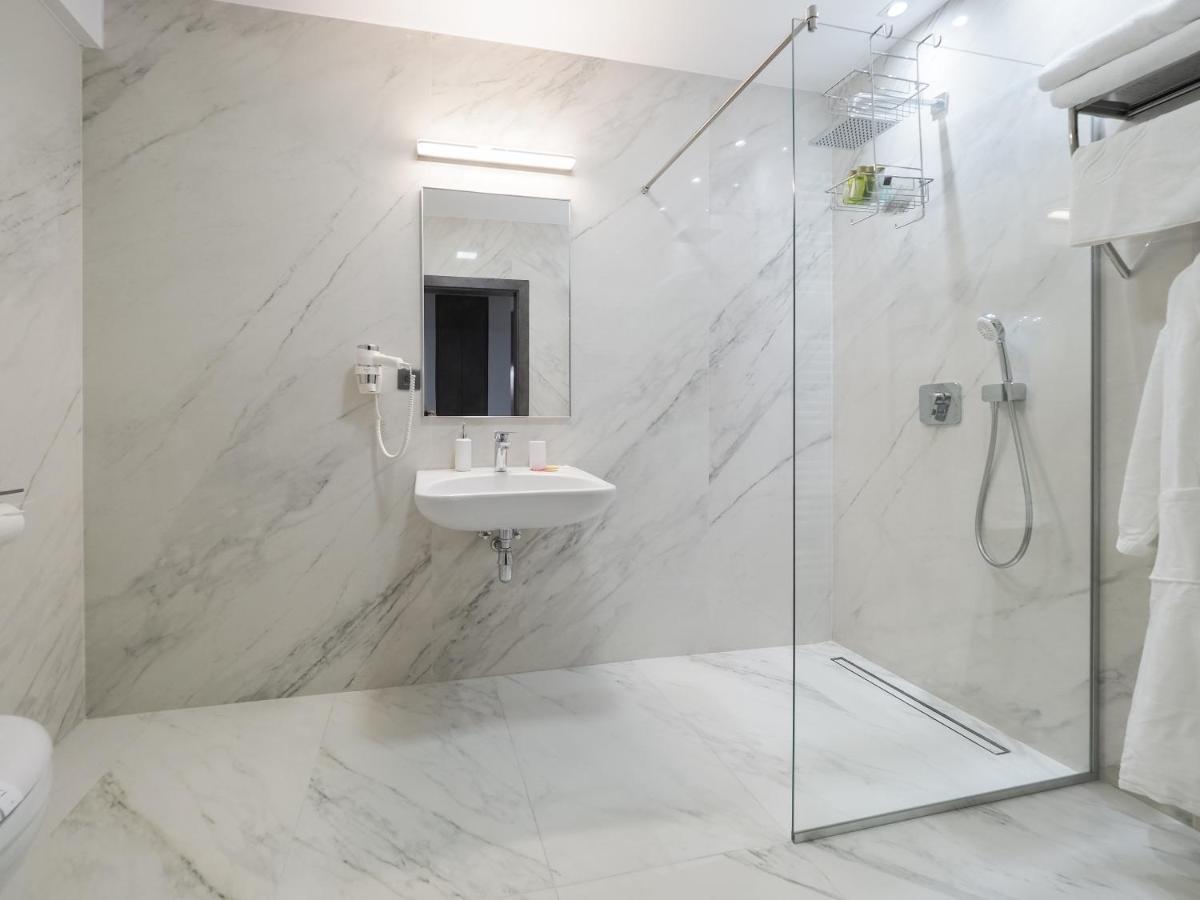Hotel Anastasia Сибиу Екстериор снимка