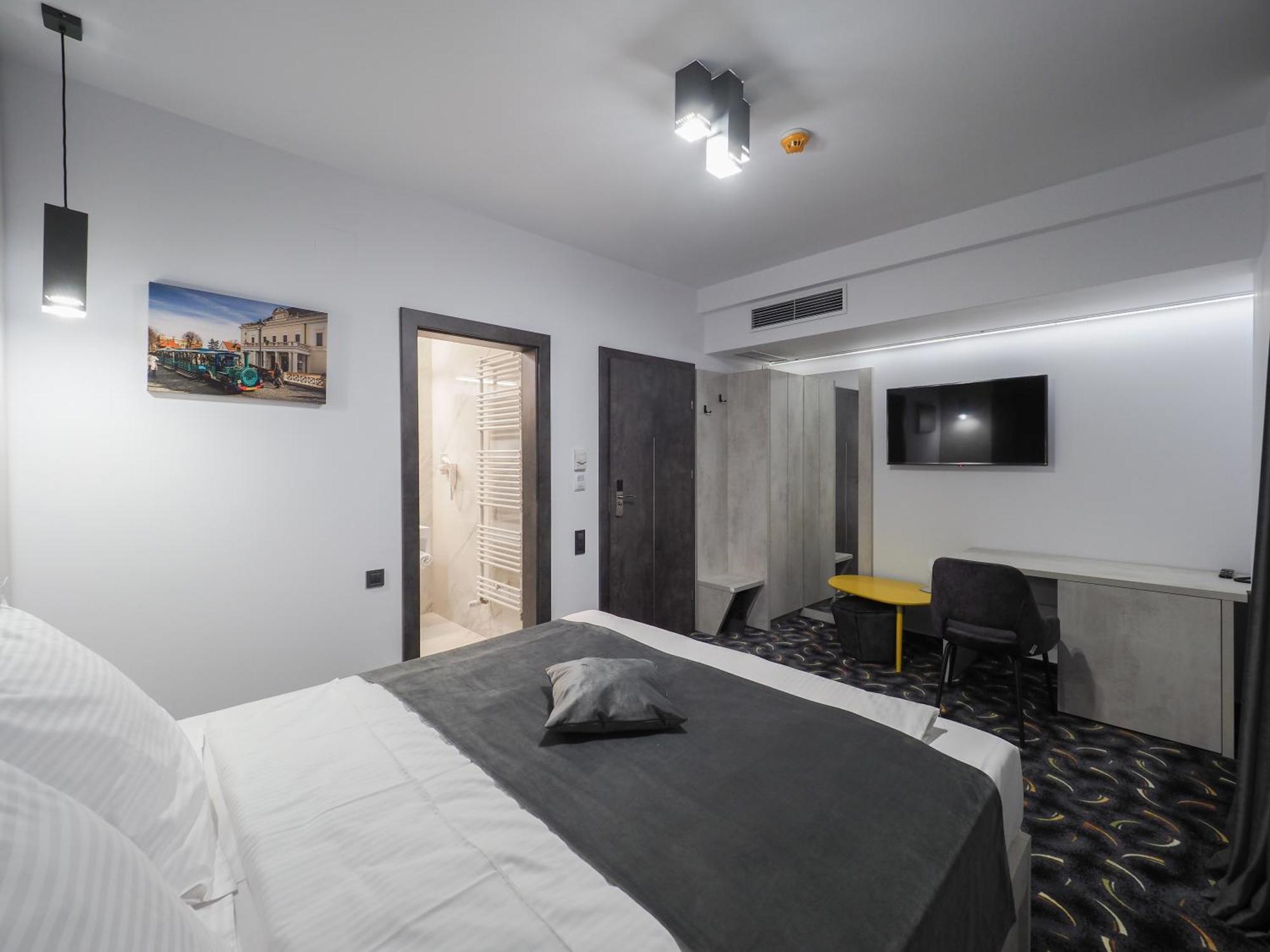 Hotel Anastasia Сибиу Екстериор снимка